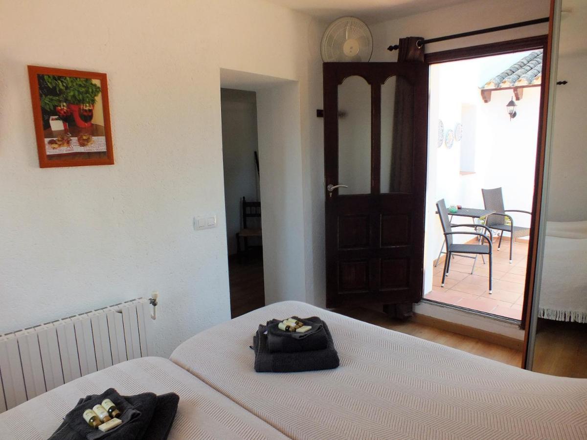 Bed and Breakfast Buena Idea - Adults Only Jalón Exterior foto